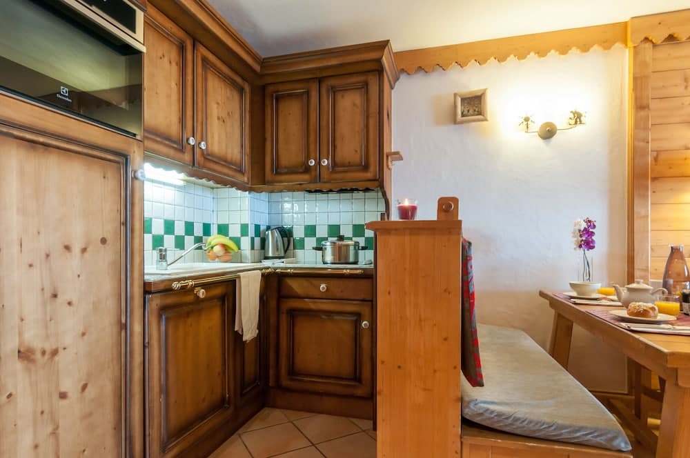 Private kitchenette