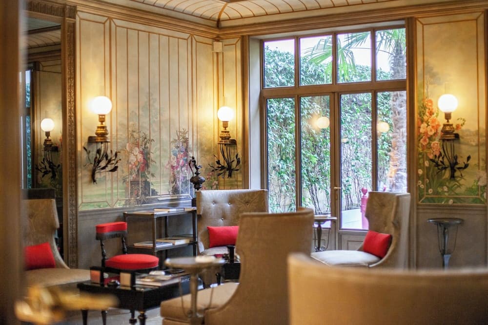 Executive lounge