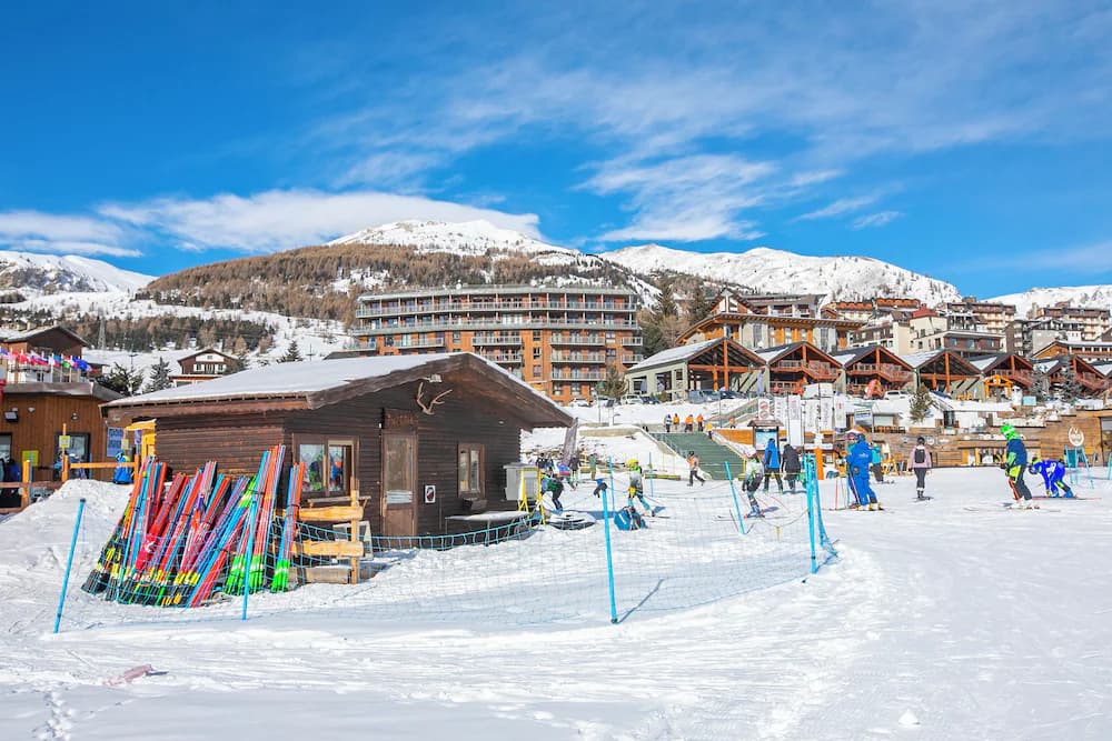 Snow and ski sports