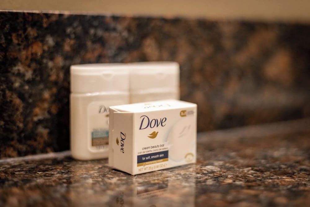Bathroom amenities