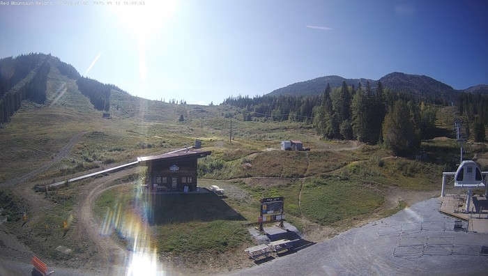 Red Resort Base Cam