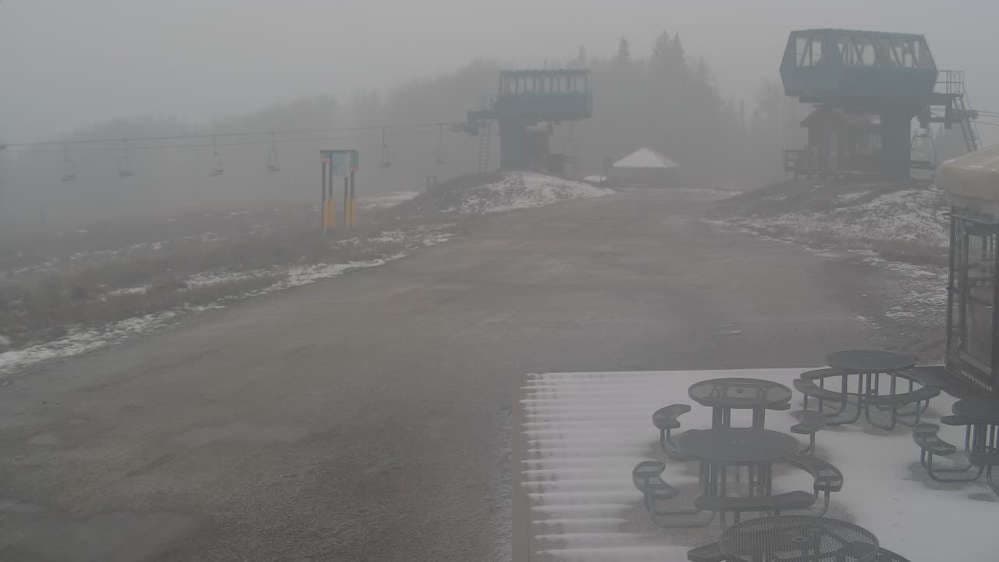 Umbrella Bar at Ten Peaks stream