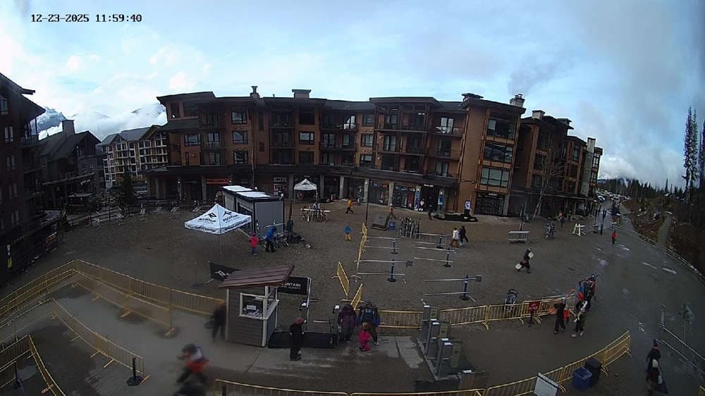 Revelstoke: Village Cam