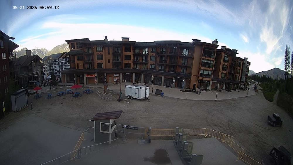 Revelstoke: Village Cam