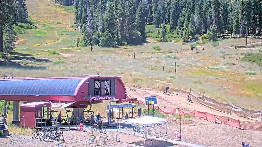 Northstar Mid-Mountain Cam
