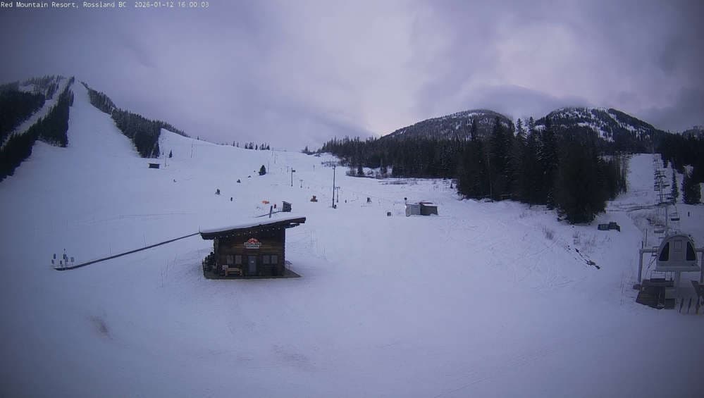 Red Resort - Base Lodge Cam