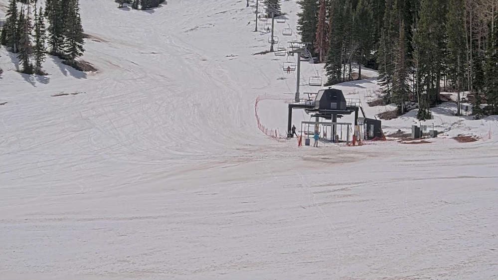 Solitude: Powderhorn II Lift Line