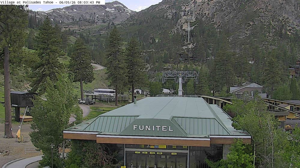 Palisades Tahoe - Olympic Valley Base 6200' Cam