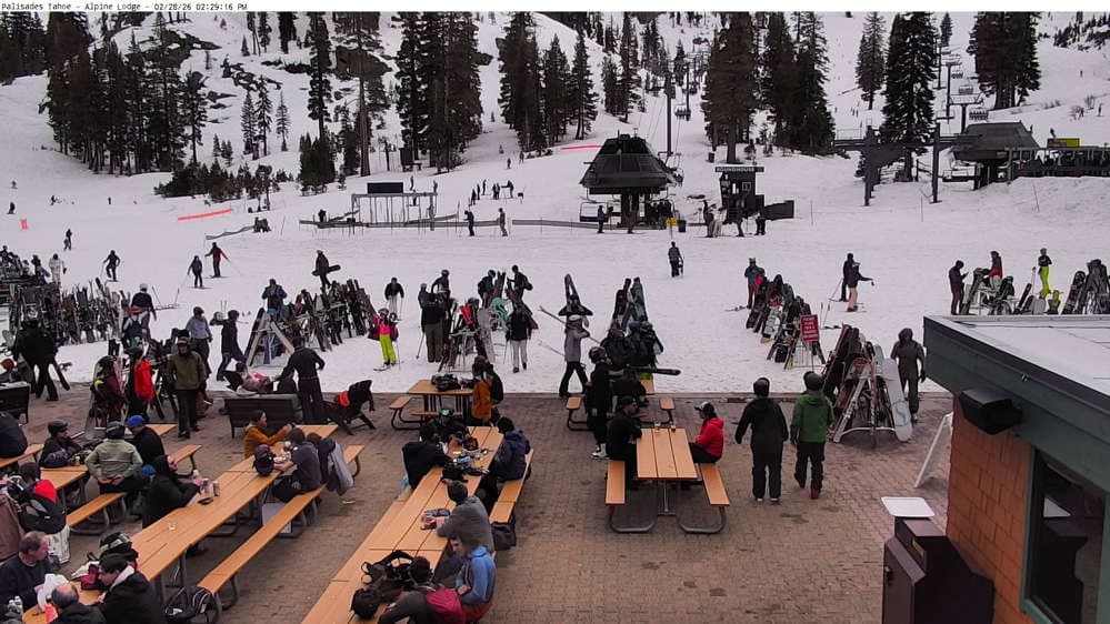 Palisades Tahoe - Alpine Peak Cam