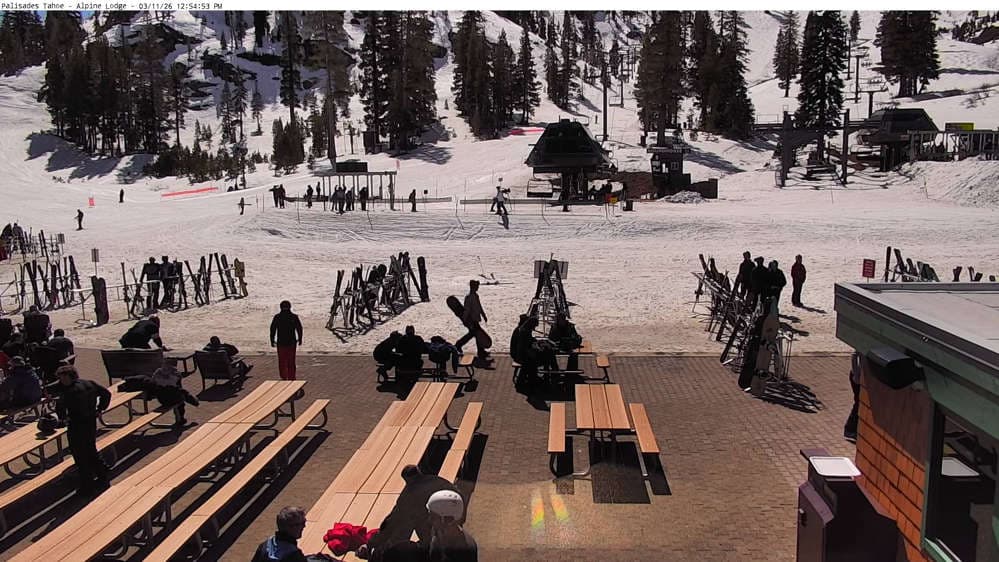 Palisades Tahoe - Alpine Peak Cam