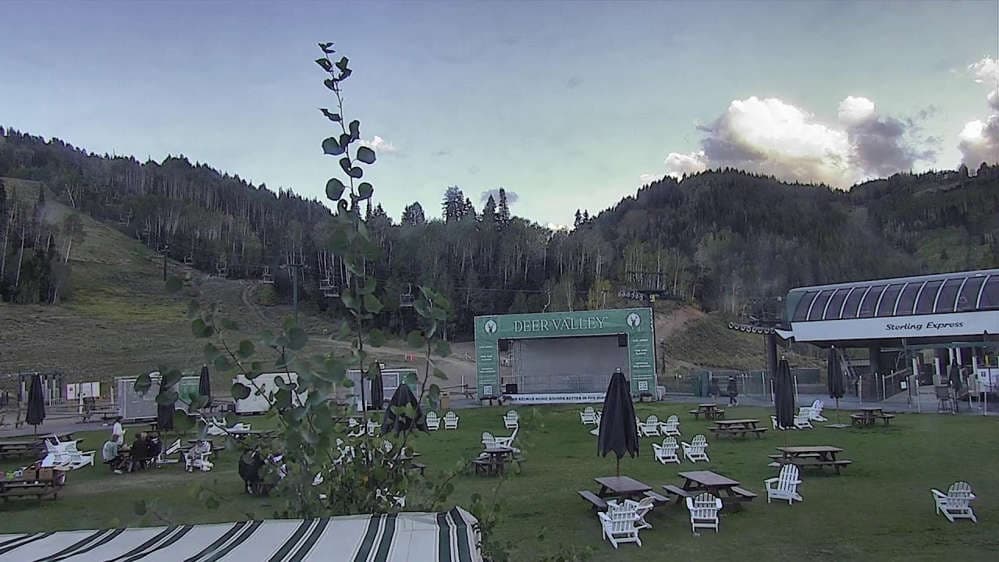 Silver Lake Lodge Cam