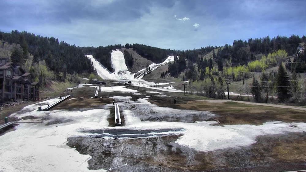 Deer Valley - Snow Park Lodge Cam