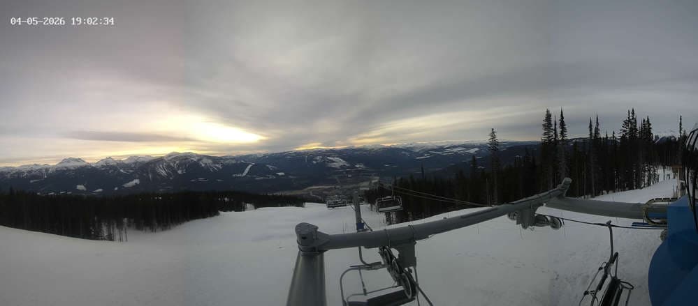 Revelstoke: Top of Stellar Chair Cam