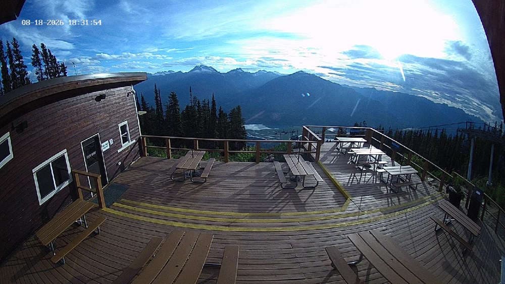 Revelstoke: Top of Upper Gondola Cam