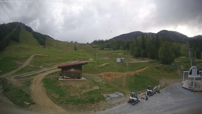 Red Resort Base Cam