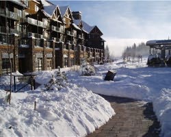 Glacier Mountaineer Lodge