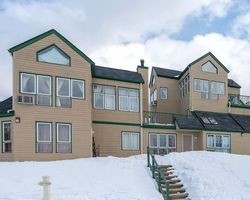 Chouette Condominiums
