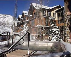 Capitol Peak Lodge