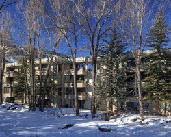 Chateau Roaring Fork Condominiums
