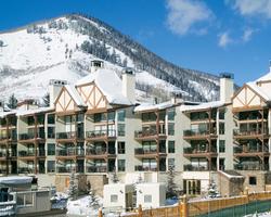Montaneros at Vail