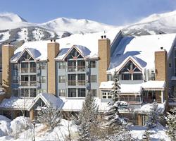 River Mountain Lodge
